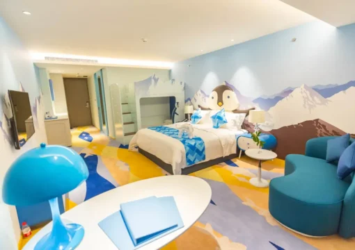 Family Room (Big bed)