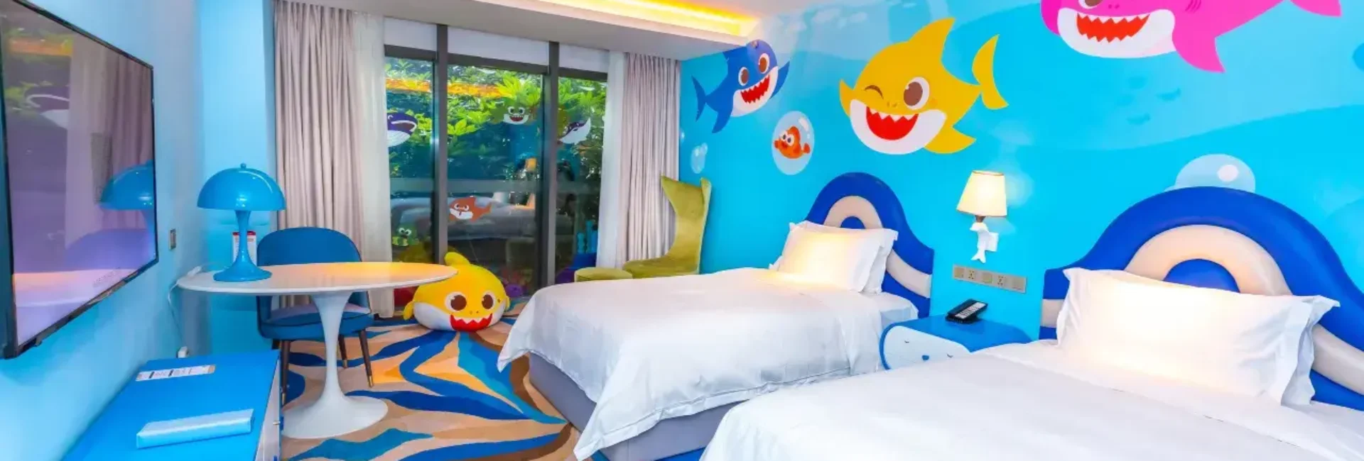 Shark Baby Family Twin Room