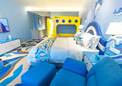 dolphin Family King-Size Room